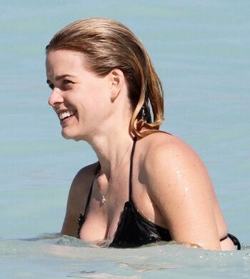 Alice Eve