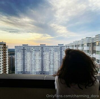 charming_dora