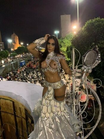 Emmanuelle Guimarães