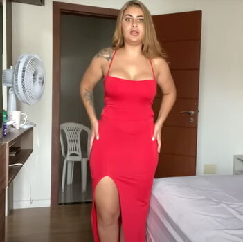 Isa Menezes