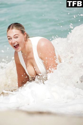 Iskra Lawrence