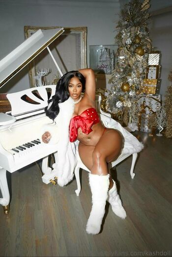 Kash Doll
