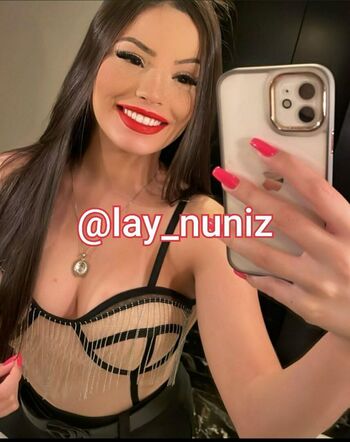 Lay Nuniz